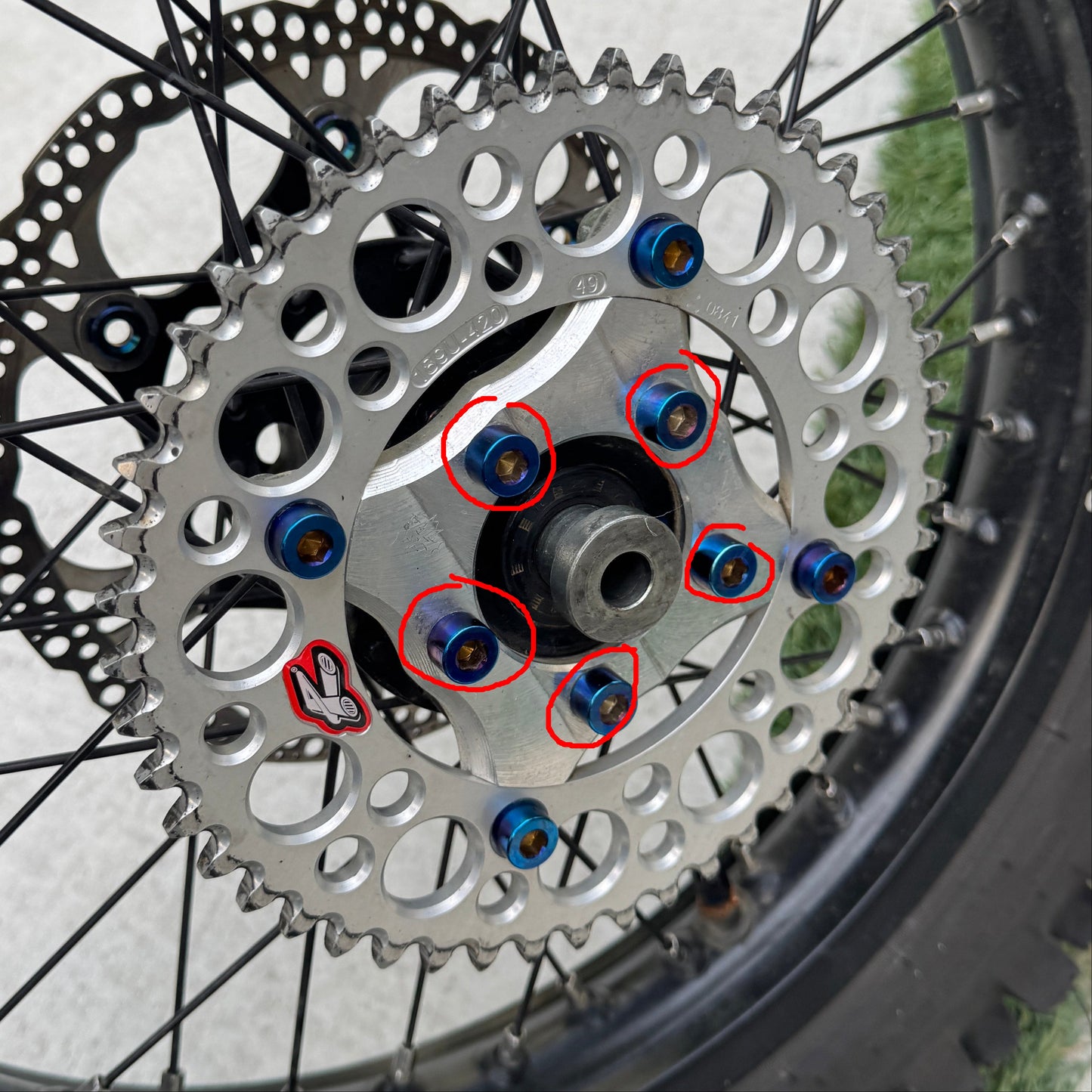 Titanium Sprocket Bolts (All Emoto)
