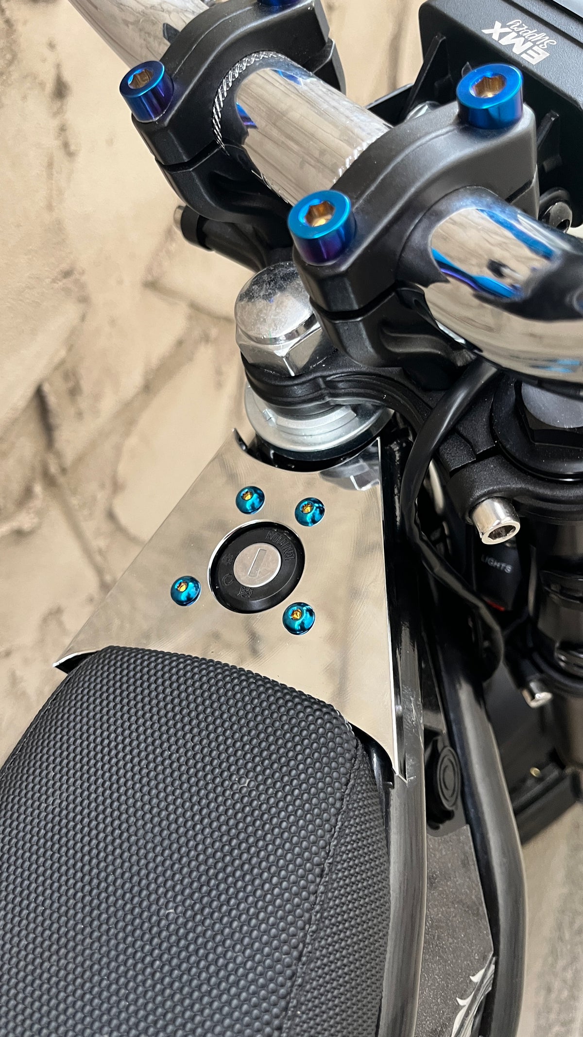 Heybike Villain ignition cover Titanium bolt kit